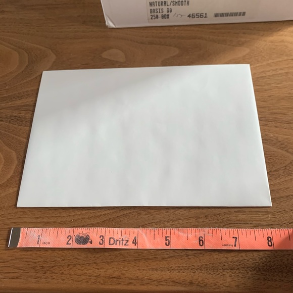 Box of 155 card size envelopes. - Picture 5 of 10